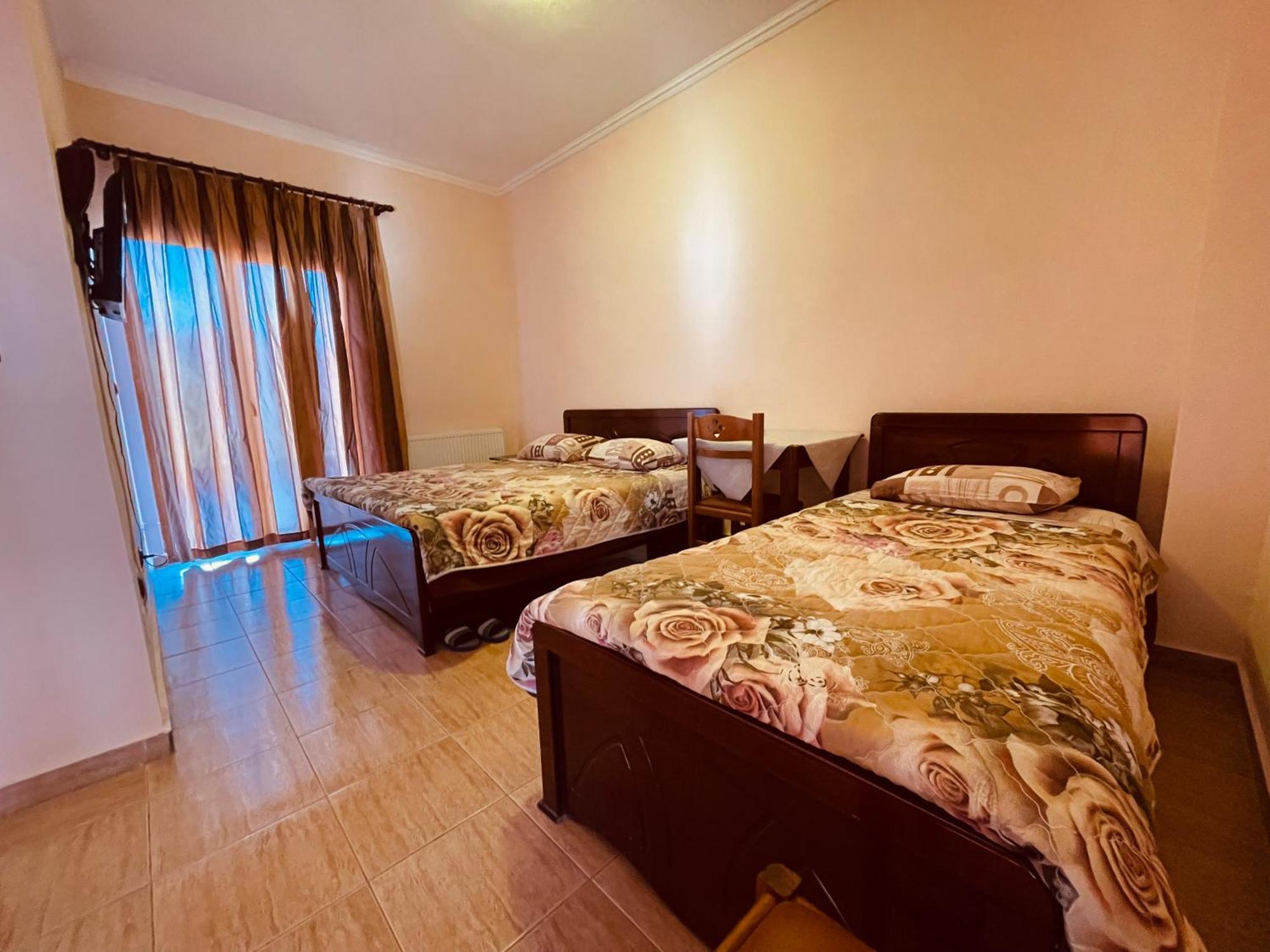 Hotel Paradise Bilisht 외부 사진